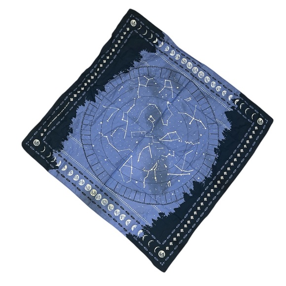 Moon constellation bandana - Picture 2 of 4